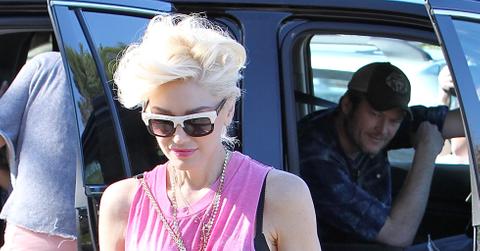 gwen stefani blake shelton dating engaged