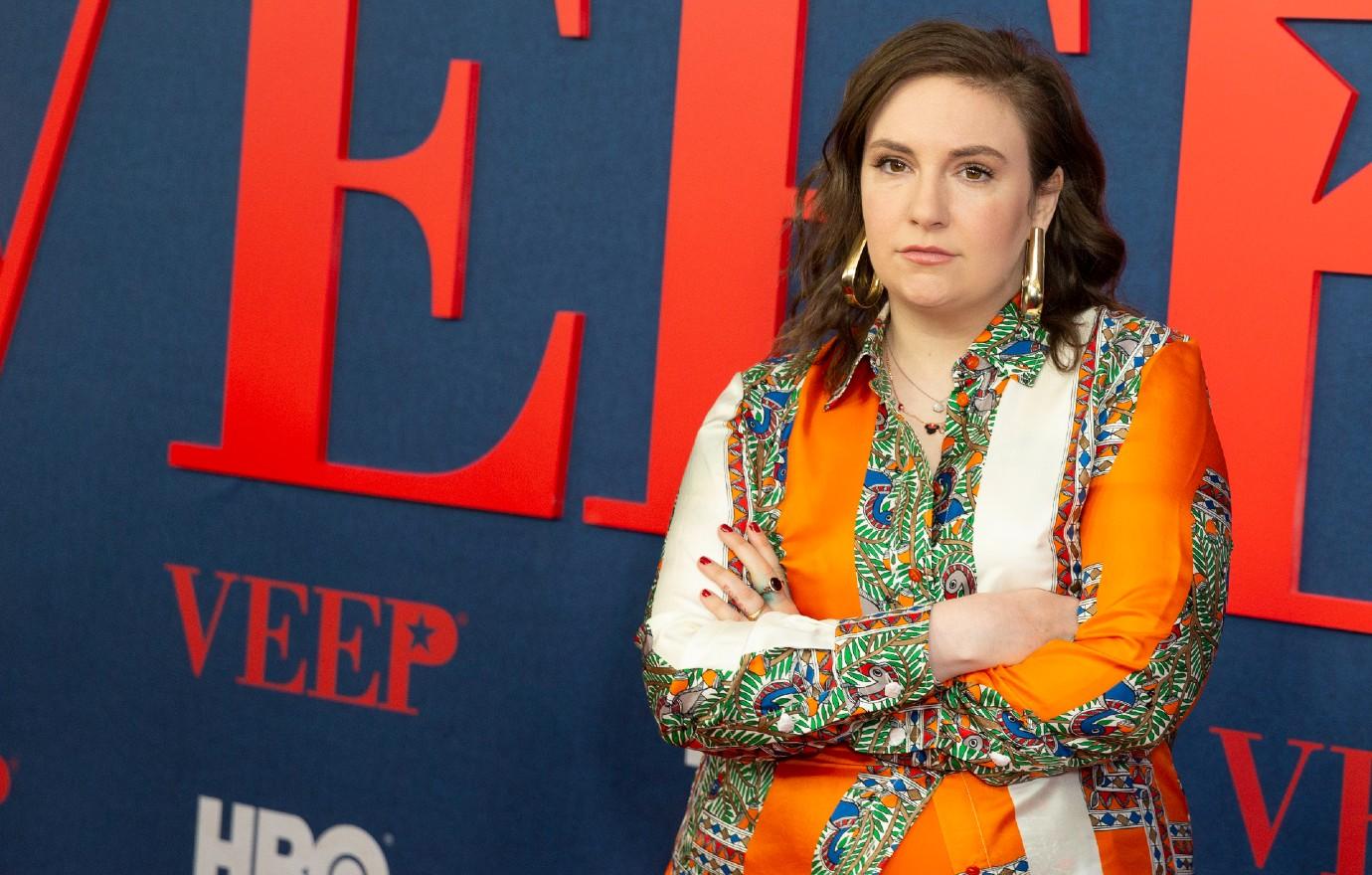 Lena Dunham Tweets Disapproval of Justin Bieber's 'What Do You