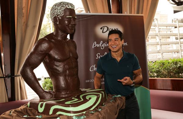 Dove Mario Lopez