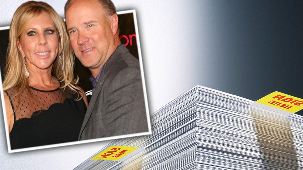 Vicki gunvalson brooks ayers relationship contract