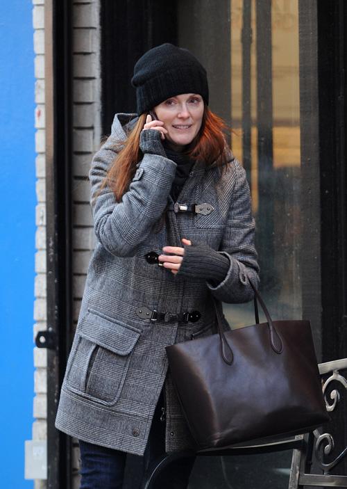 Julianne moore jan31 001_ _1.jpg