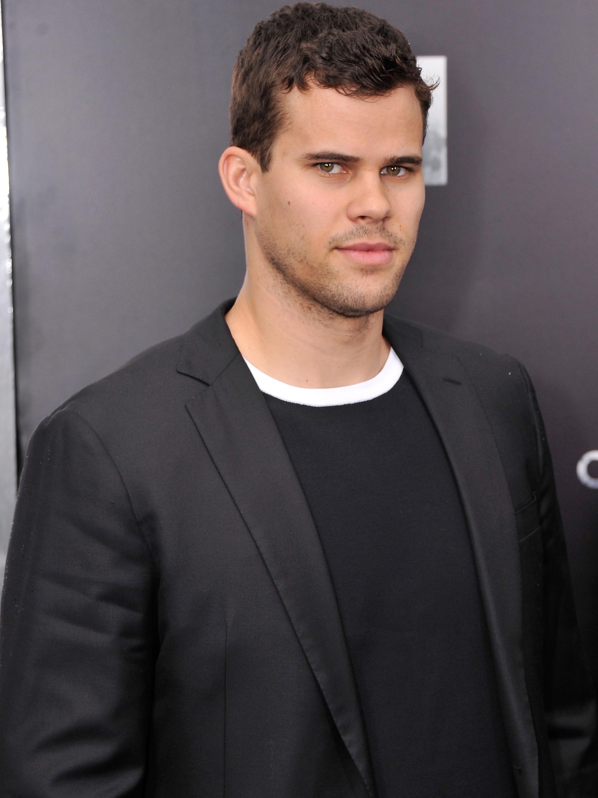 Kris humphries 6 10 story.jpg