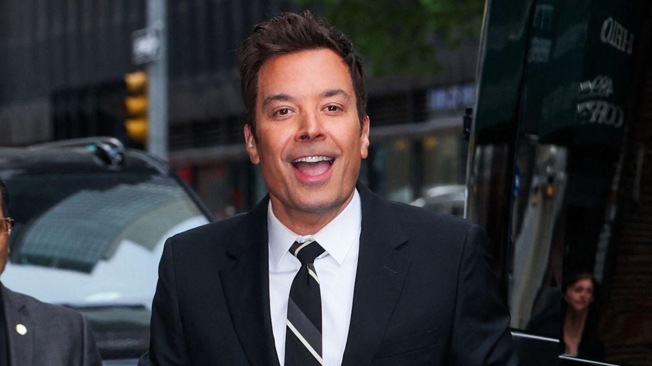 Image of Jimmy Fallon turned the state dinner and military spectacle into late night comedy.