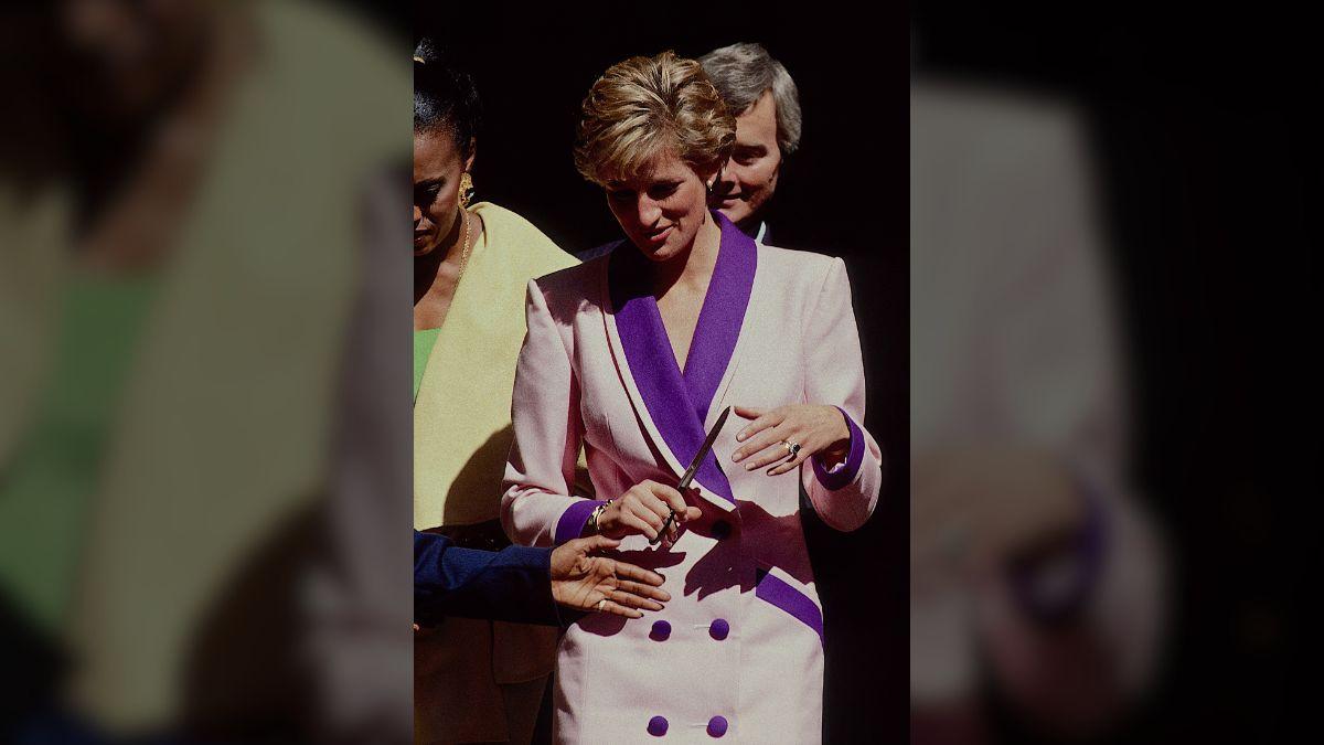 Image of Princess Diana allegedly struggled with Sandringham's rigid routines.