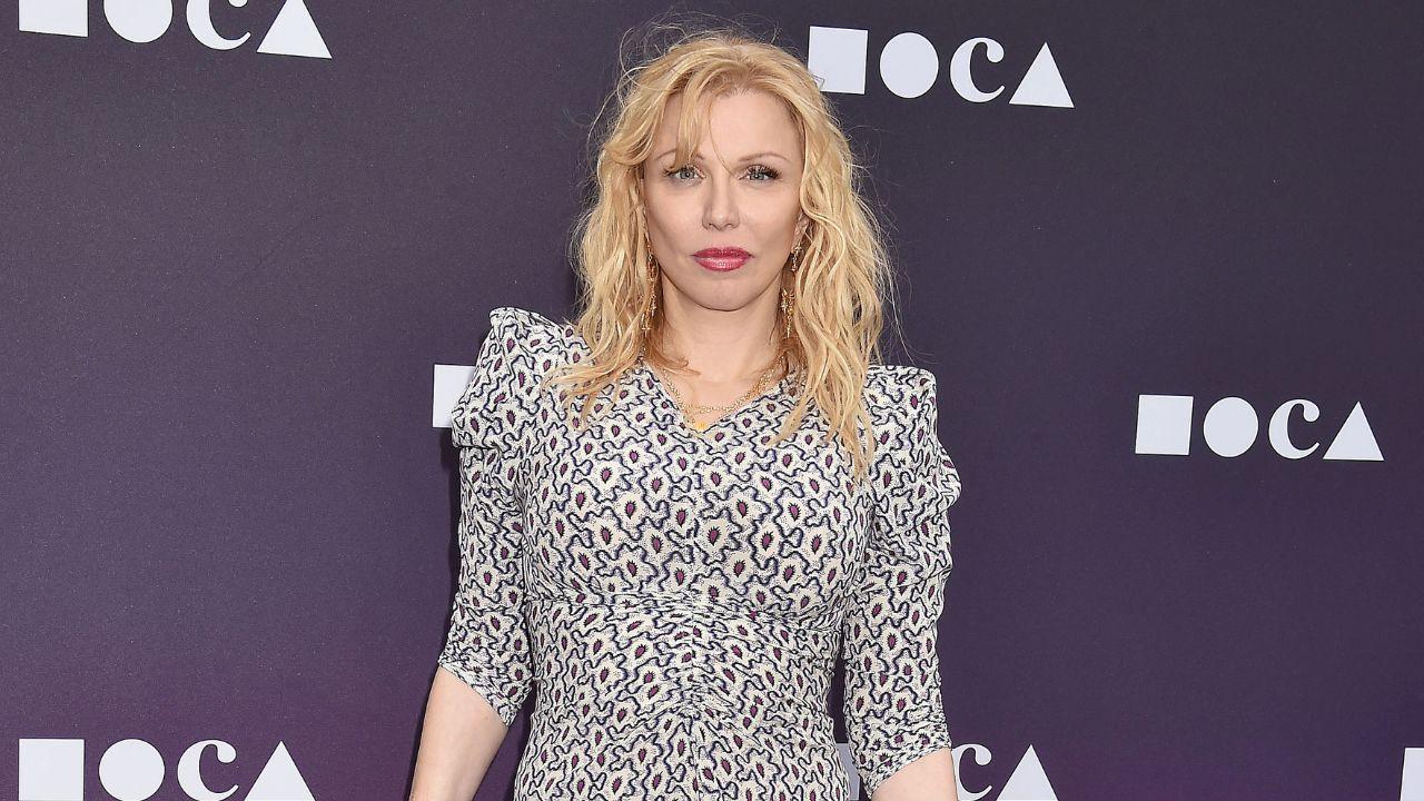Image of Courtney Love added that she is 'healthy' now. 