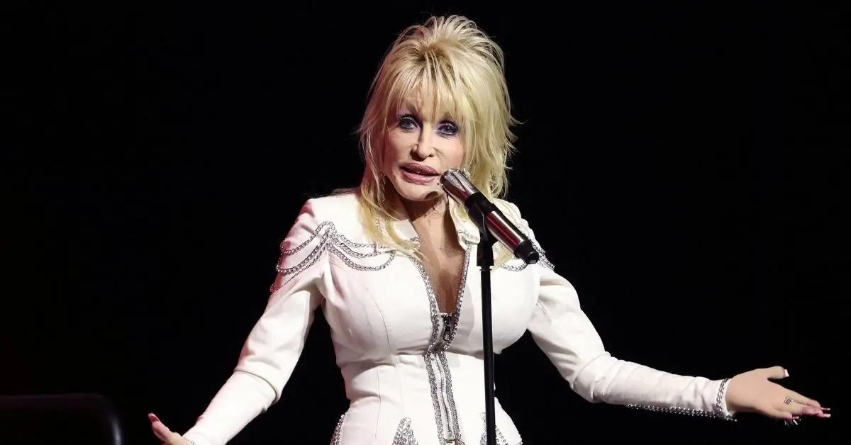 dolly parton choked up life without late husband carl dean big adjustment