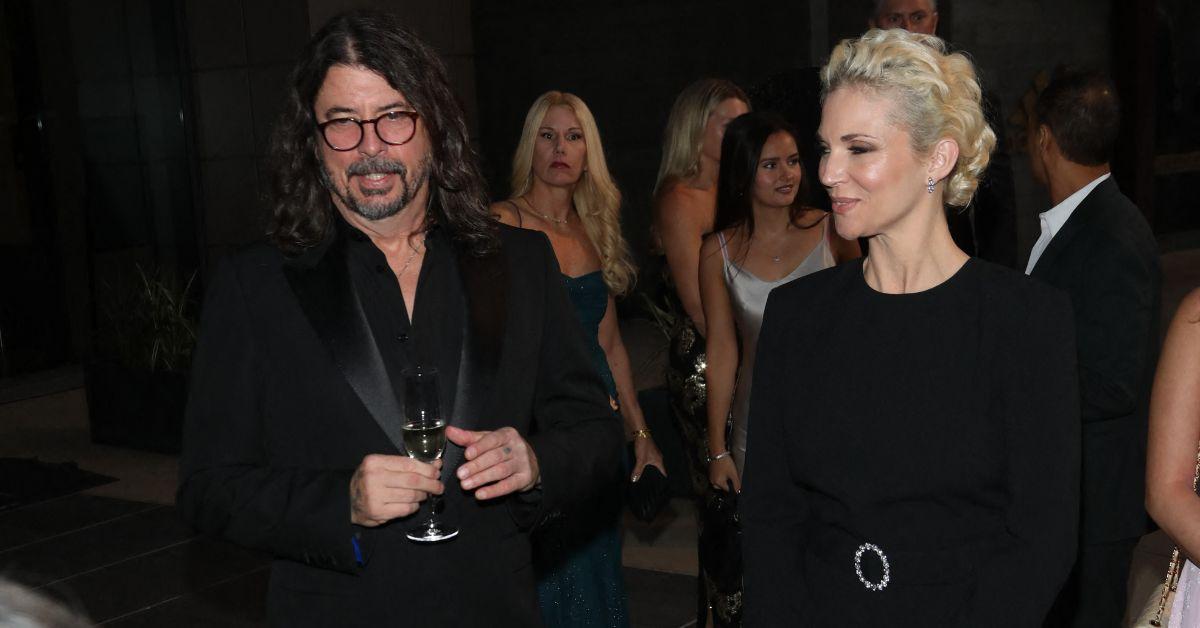 Image of Dave Grohl admitted to cheating on his wife.