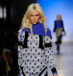 2011__02__Untitled2 242×300.png