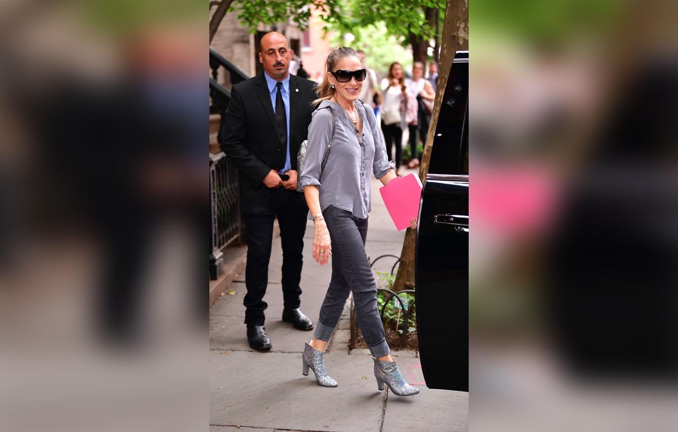 Chris Noth Posts A Pic Looking Ripped Sarah Jessica Parker Approves!