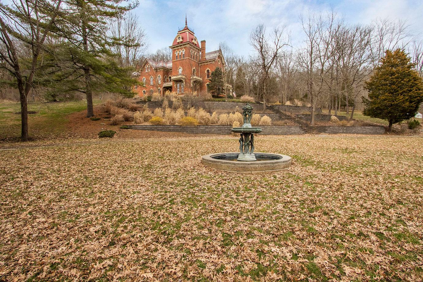 kat von ds historic indiana mansion