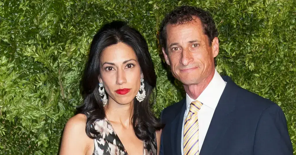anthony weiner admits very hard offender registry list scandal
