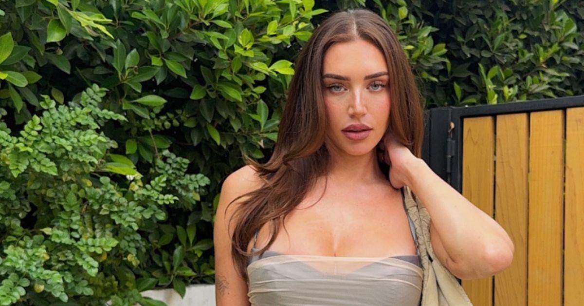 image of The influencer recently underwent a BBL reduction procedure.