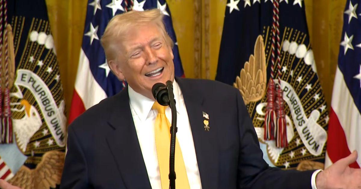 image of Donald Trump publicly praised Nicki Minaj’s appearance.