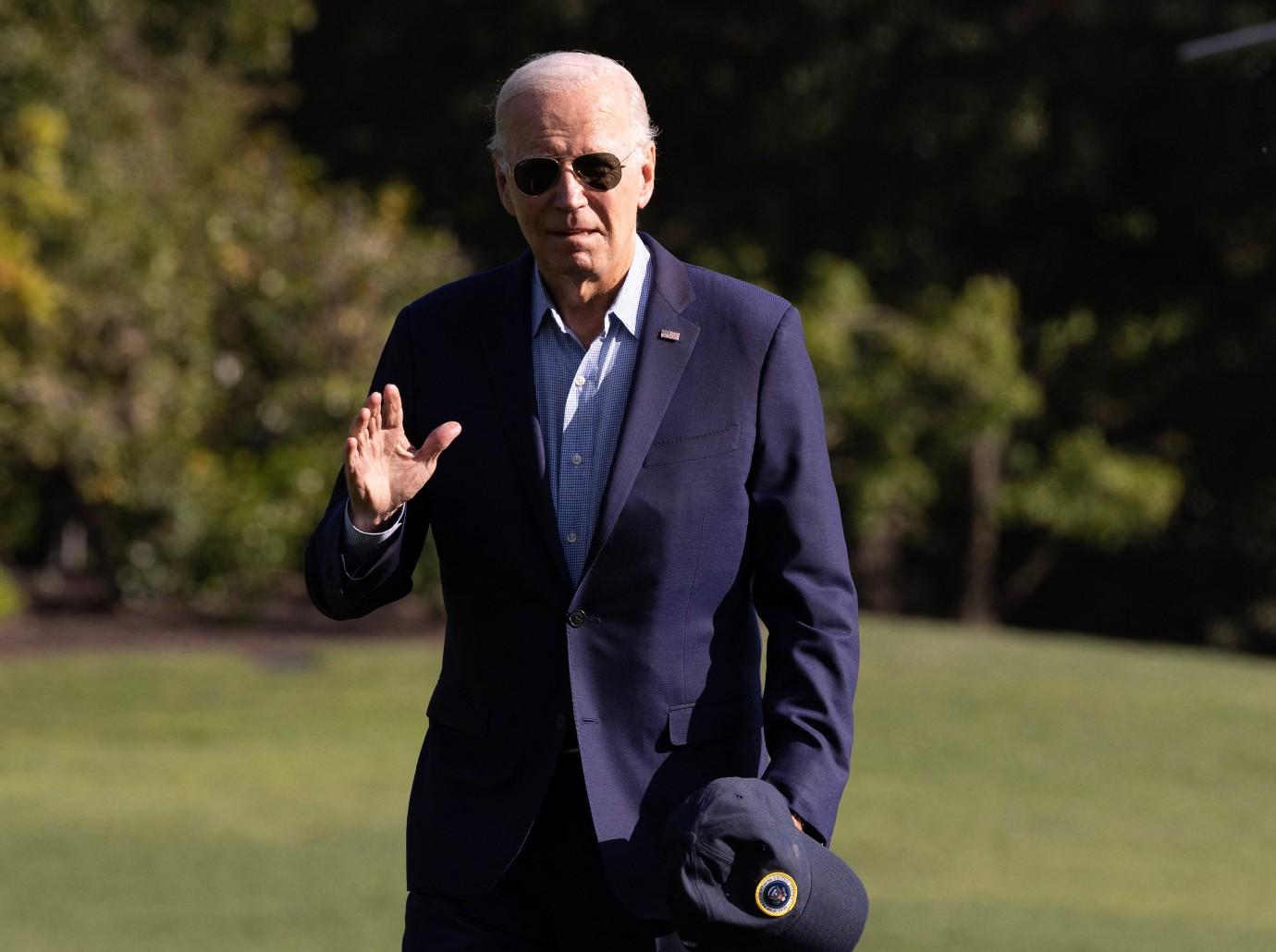 karine jean pierre ridiculous claim joe biden treated baby white house staff