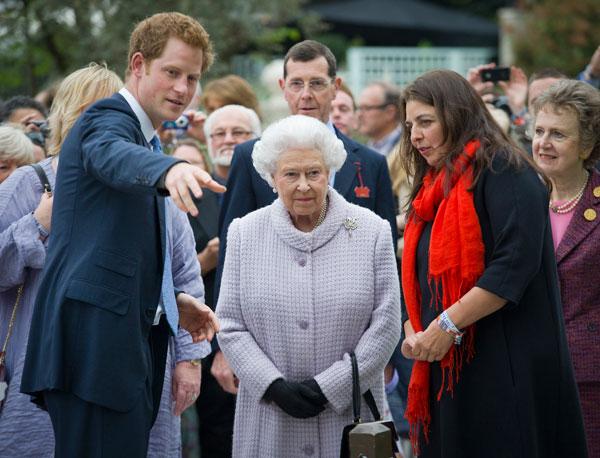 Prince harry queen elizabeth frienship relationship updates 04