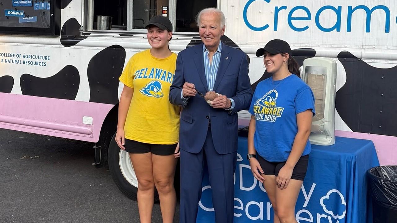 photo of Joe Biden looked happy and healthy at an event with college students.