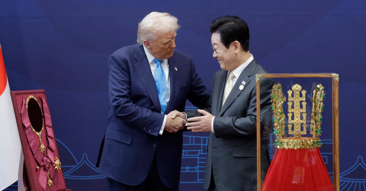 Stephen Colbert Calls Donald Trump #39 The Burger King #39 After Asia Tour Stephen Colbert Calls Donald Trump #39 The Burger King #39 After Asia Tour