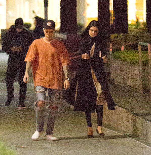 Justin bieber selena gomez stroll dating back together 05