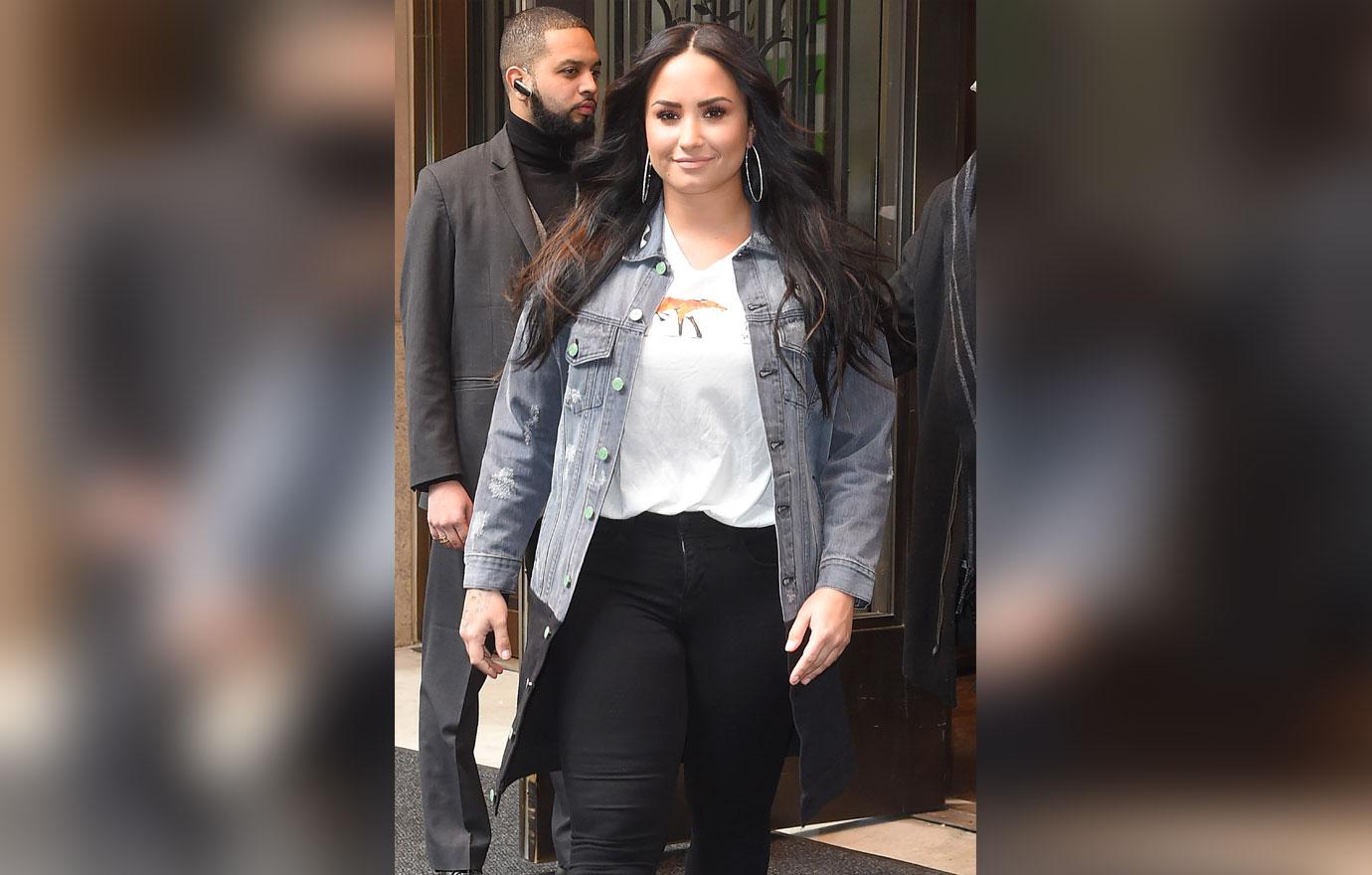 Demi Lovato heads out