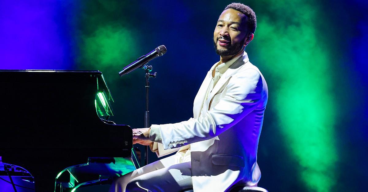 john legend kicks off summer at atlantis paradise island memorial day weekend concert