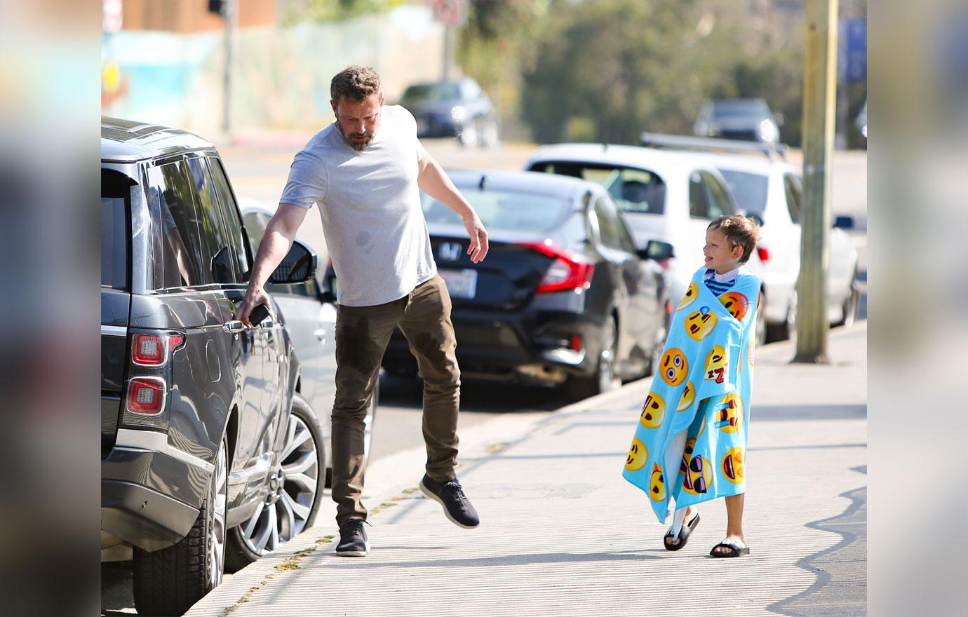 Ben Affleck taking his son to swim lessons