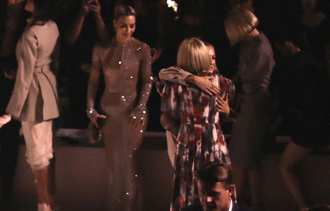 anna wintour snubs kim kardashian greet sarah jessica parker