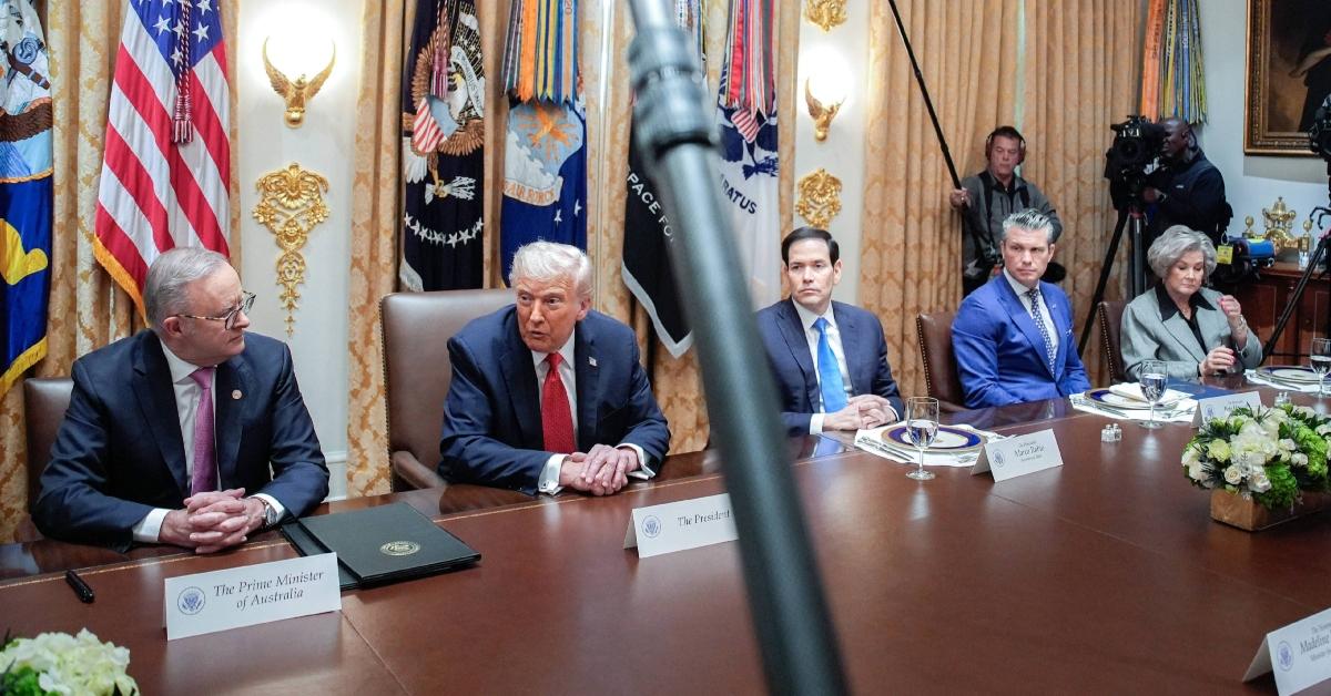 Photo of The White House chief of staff slammed 'Vanity Fair' for spinning her words about the POTUS into a 'negative narrative.'