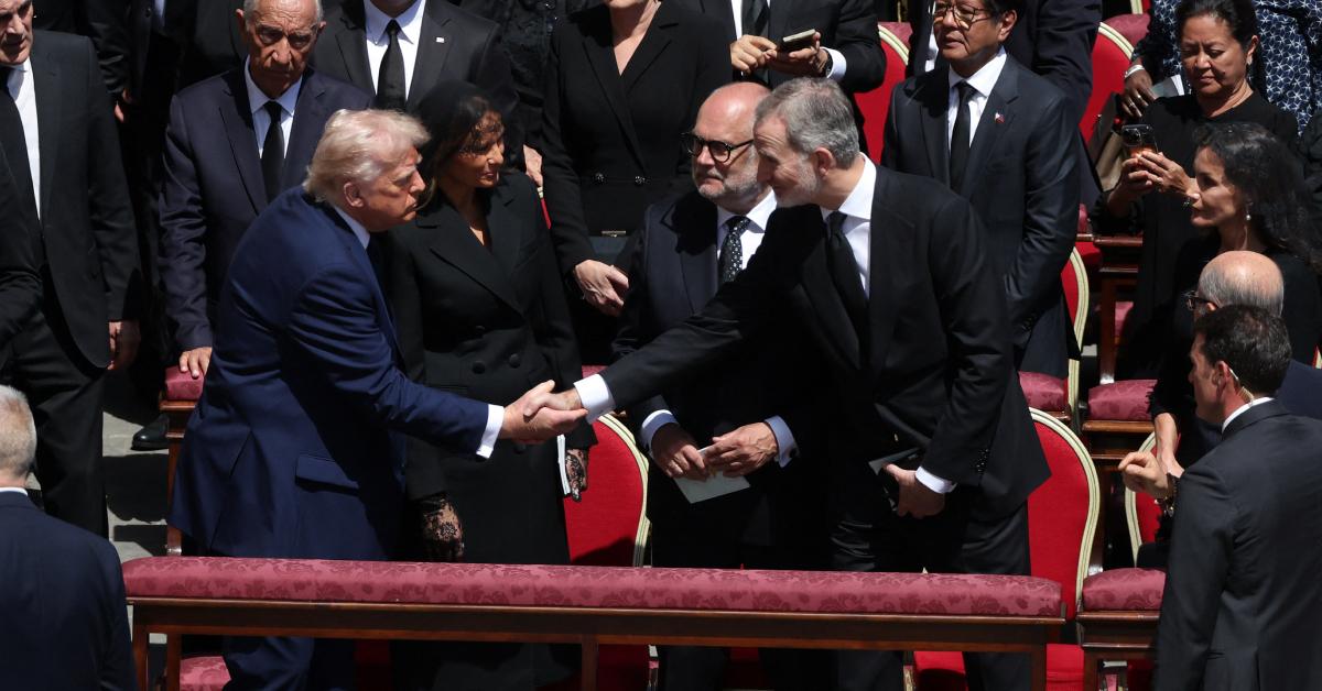 melania trump bossy behavior exposed donald pope francis funeral