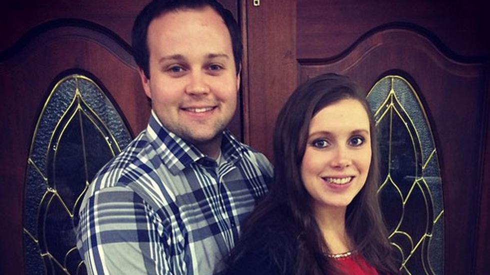 Josh duggar tax debt pregnant anna 07