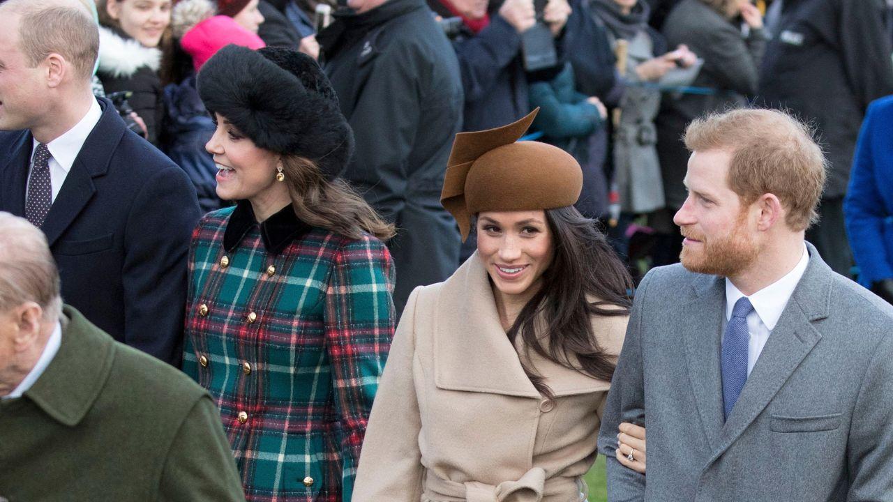 image of royal family