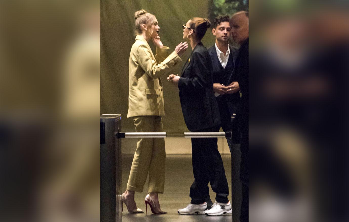 *EXCLUSIVE* Gigi and Bella Hadid have a close call with a kiss after the &#8216;Being Serena&#8217; premiere