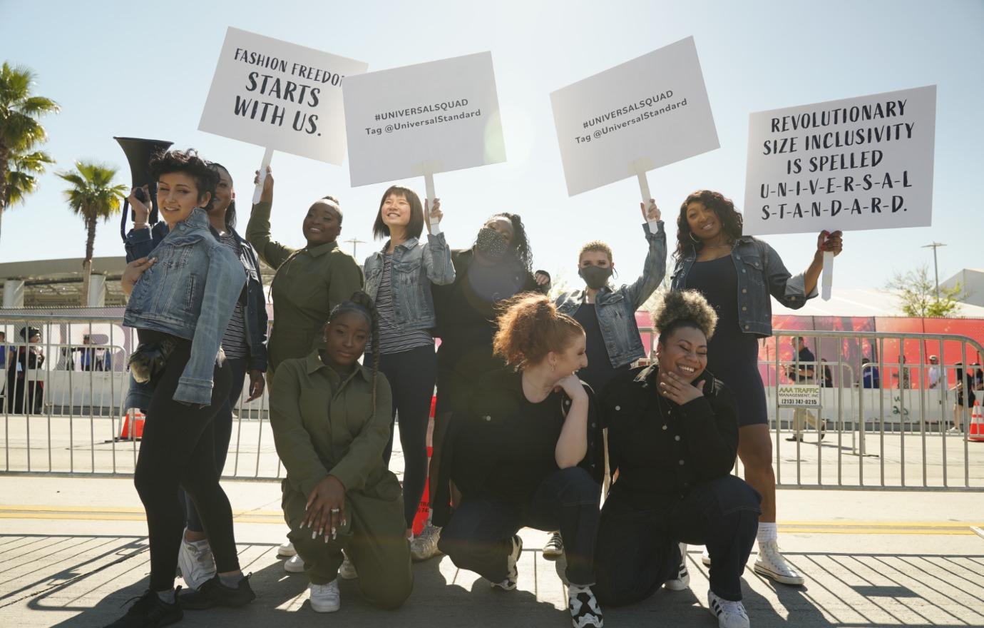 universal standard flash mob los angeles super bowl