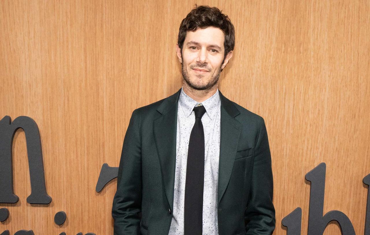 Leighton Meester & Adam Brody Make Rare Red Carpet Appearance: Photos