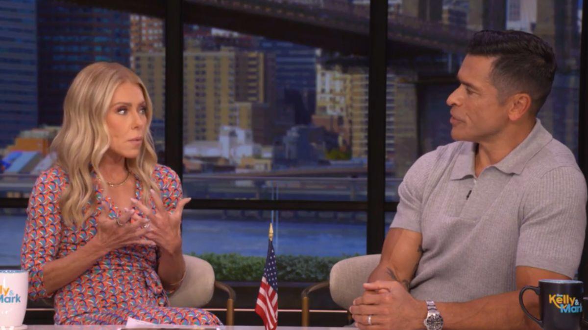Image of On Tuesday, July 14, Kelly Ripa recorded an 'unhinged' episode of her podcast.