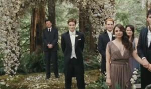 2011__06__Robert_Pattinson_June3newsnc 300×178.jpg