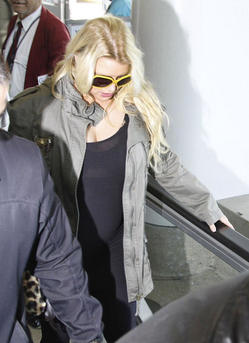 Jessica simpson10232011g_0_ _1.jpg