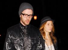 2009__11__fp_3973369_j 225×164.jpg