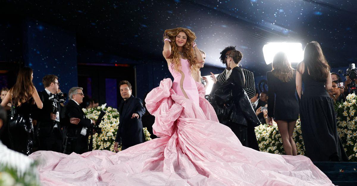 shakira met gala pink gown