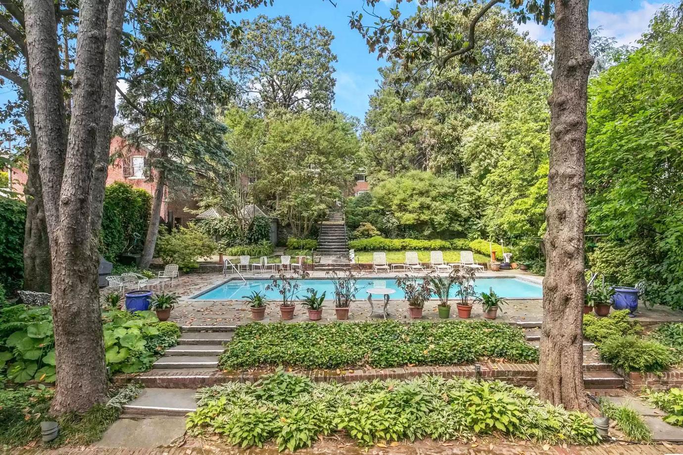 jackie kennedy washington dc mansion hits market