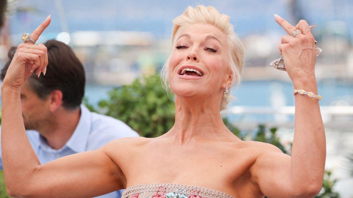 Image of Hannah Waddingham and Jason Sudeikis return for 'Ted Lasso' Season 4.