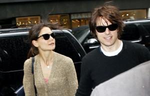 2011__04__tom_cruise_ april12_59 300×192.jpg