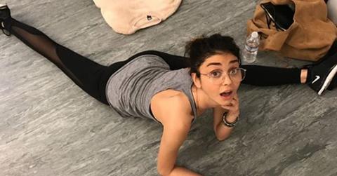 Sarah-Hyland-Wells-Adams-Online-PDA-PP