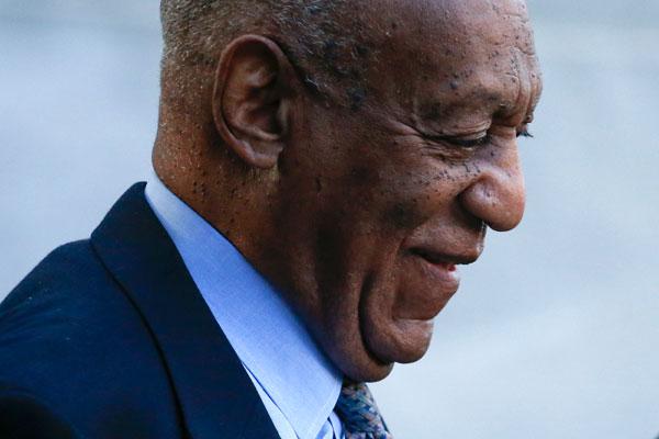 Bill cosby blind smiling sexual assault trial 01