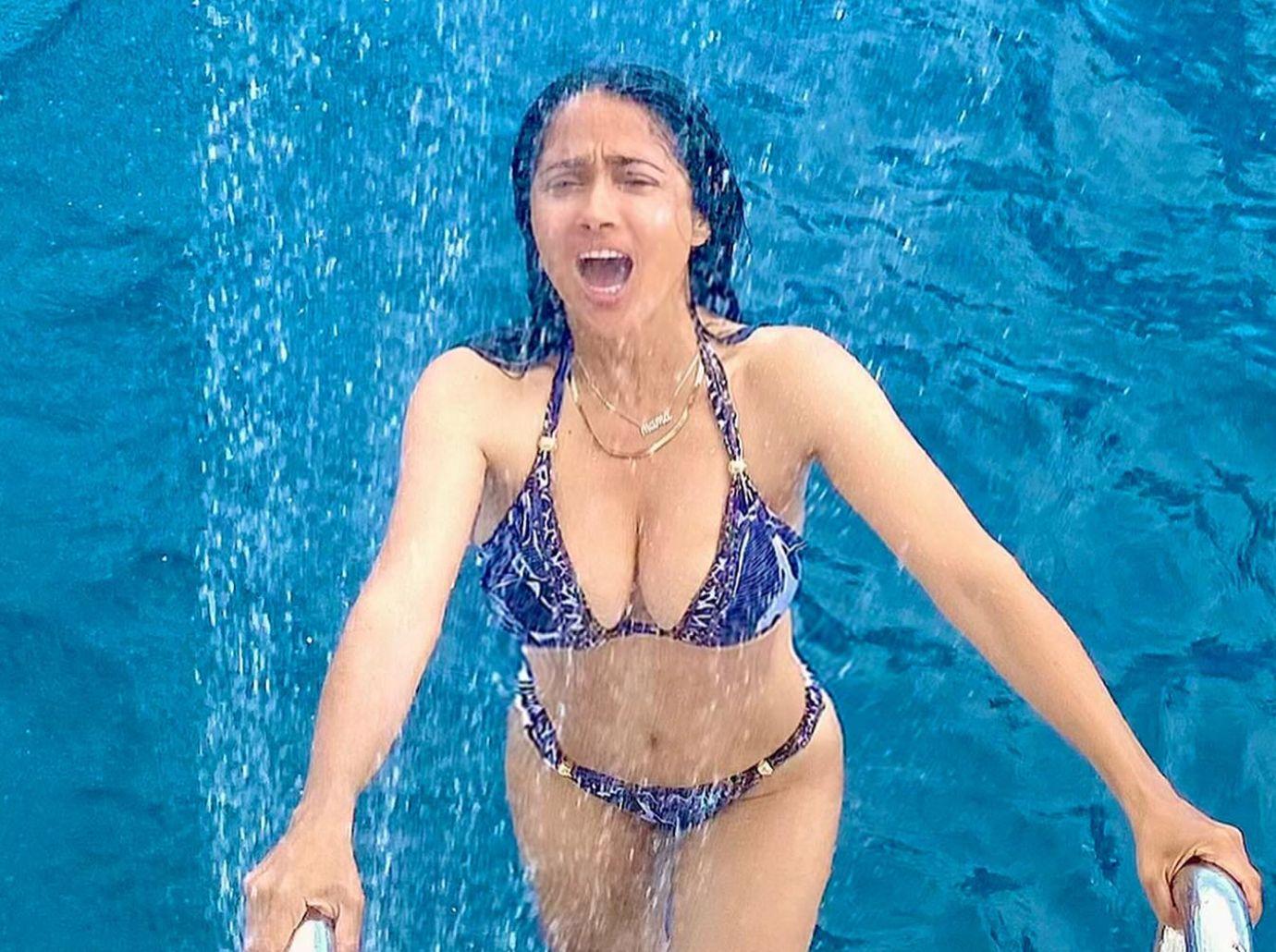 salma hayek jokes family take bikini photo peace