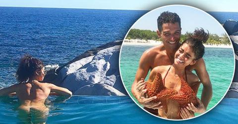 Sarah Hyland Wells Adams Vacation PP