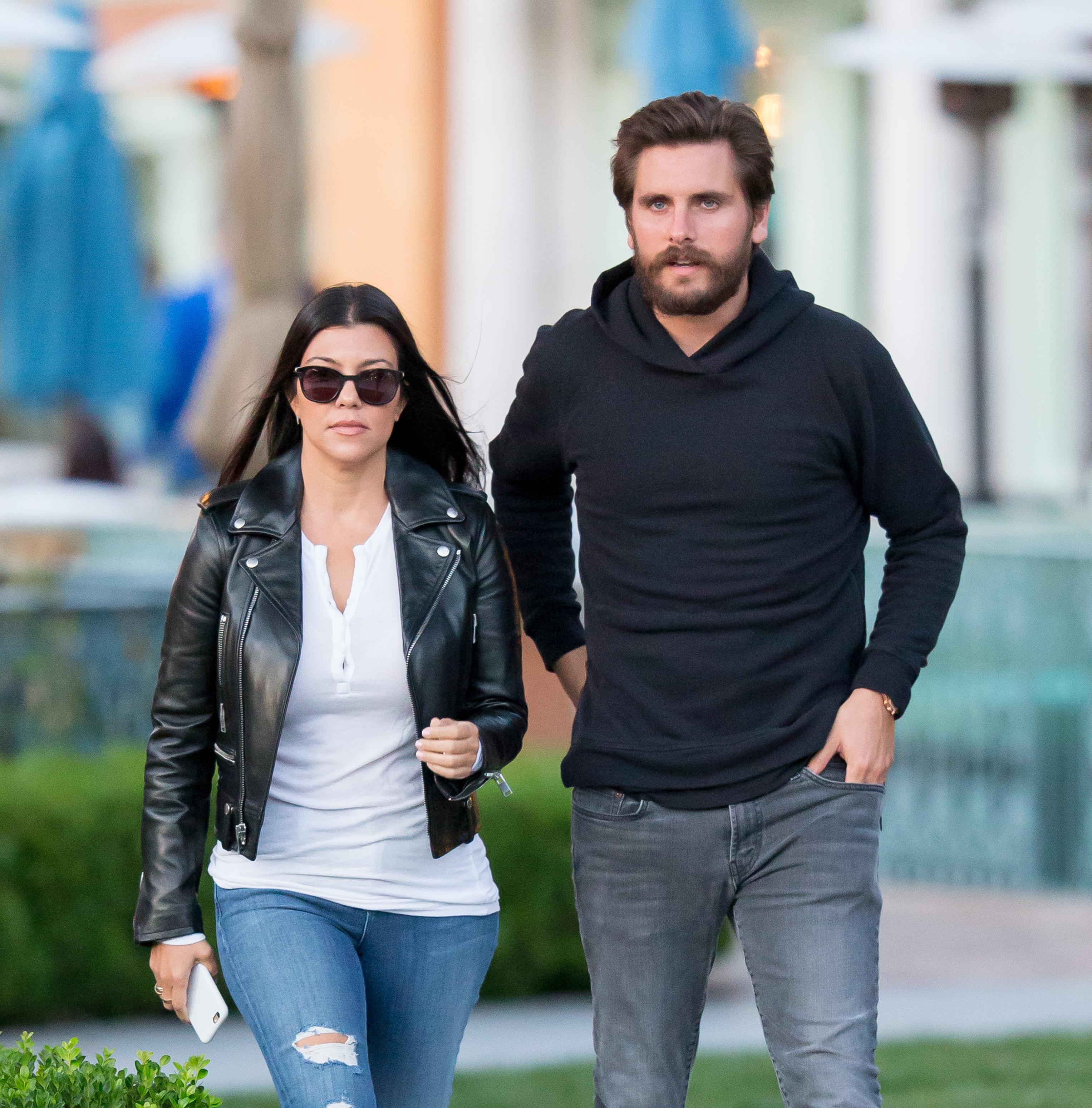 EXCLUSIVE: Kourtney Kardashian and Scott Disick seen at dinner in Calabasas, California