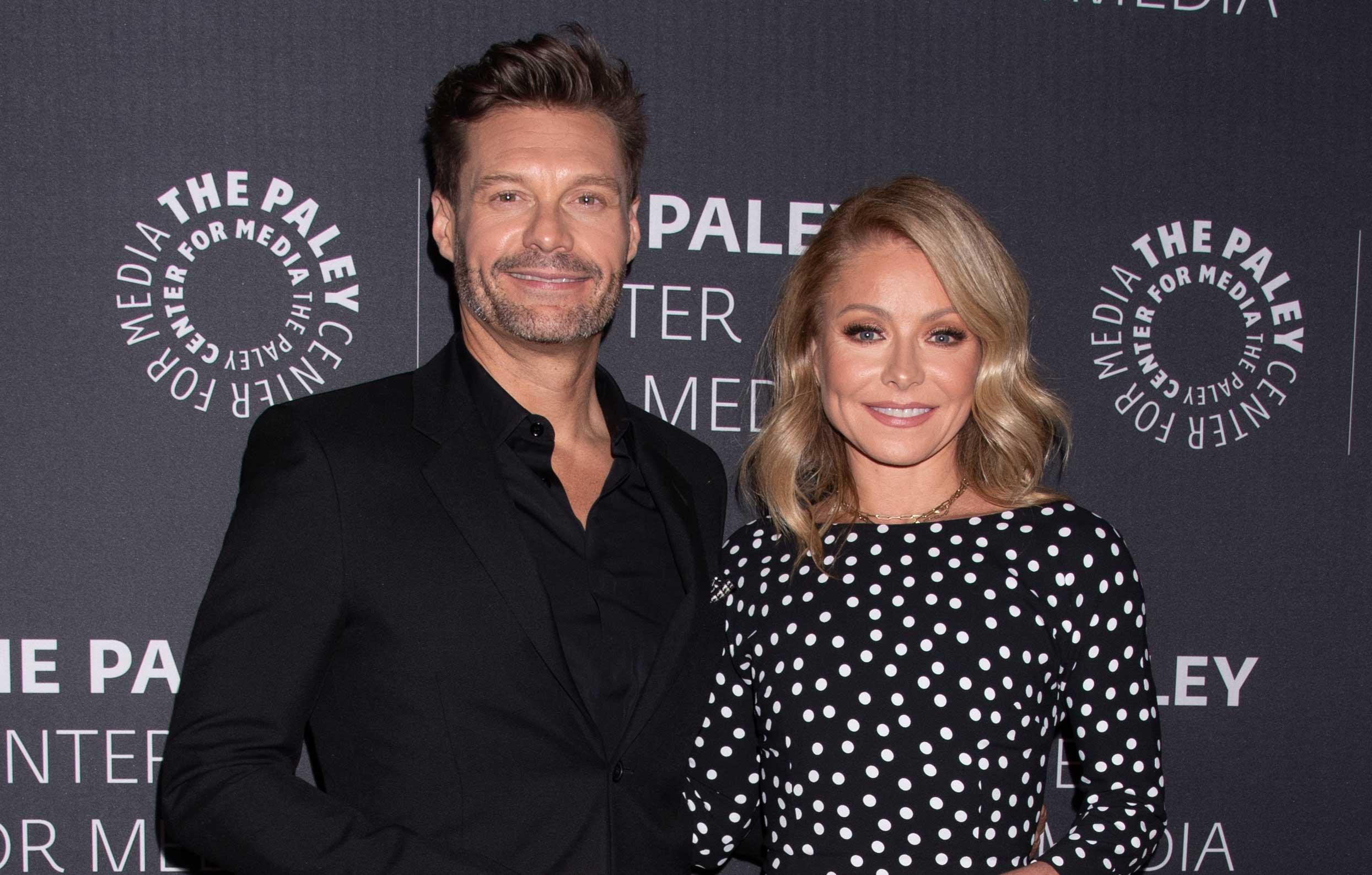 fans berserk kelly ripa interrupting ryan seacrest