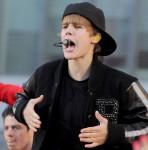 2010__09__Justin_Bieber_Sept20newsnea 148×150.jpg