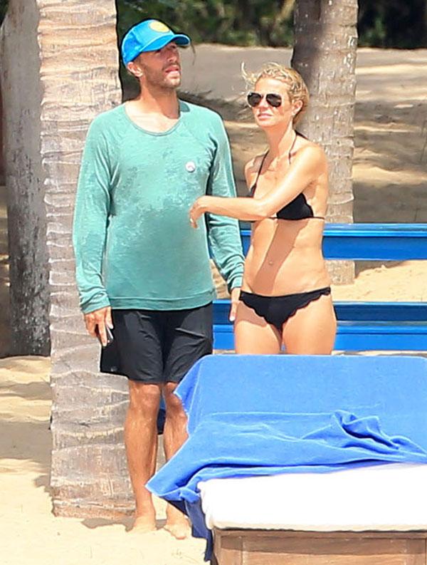 Gwyneth paltrow bikini vacation chris martin