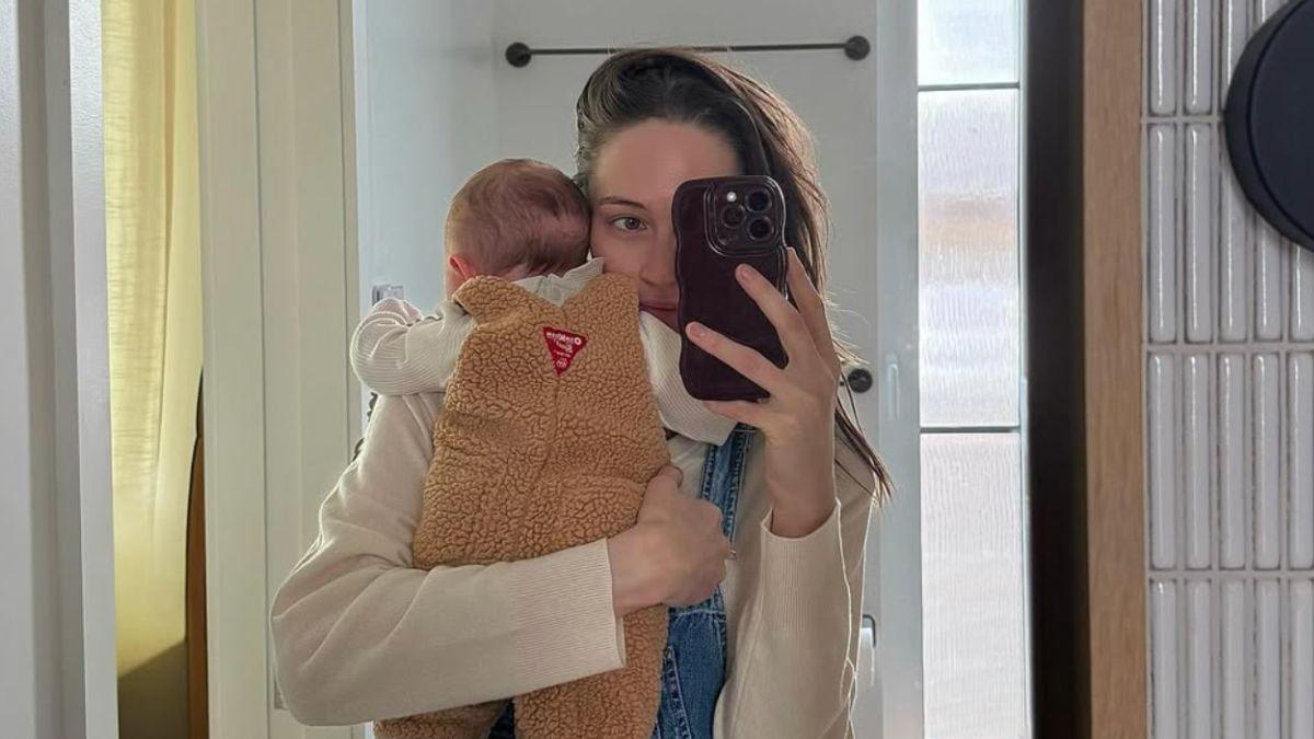 Image of Elsie Hewitt continued sharing moments from her motherhood journey.